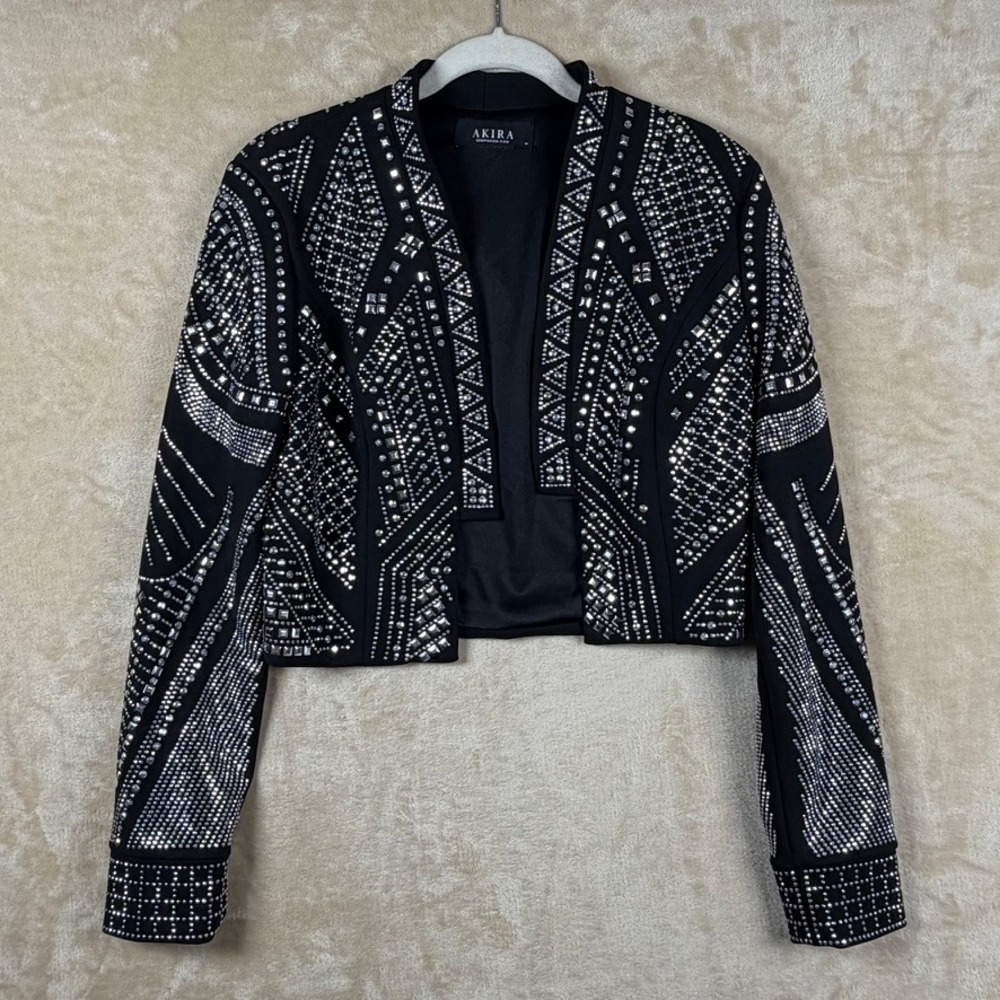 AKIRA NWOT Size M Black Studded Rhinestone Cropped Open Front Blazer Jacket Glam